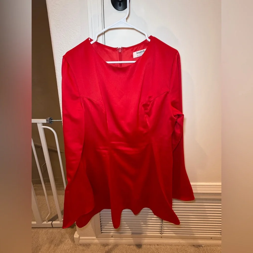 House of CB Sacha Satin Mini Dress in Red Size XL - Picture 9 of 13